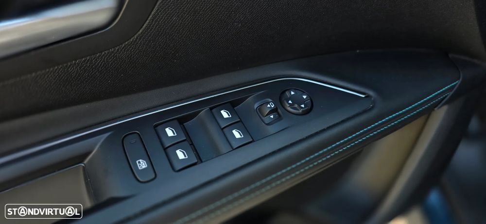 Peugeot 5008 PureTech 130 EAT8 Stop & Start Allure Pack - 14