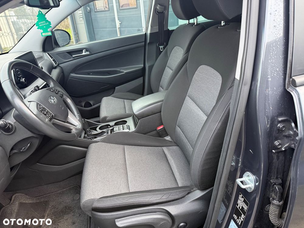 Hyundai Tucson 1.6 CRDi 48V-Hybrid 4WD DCT Select - 23