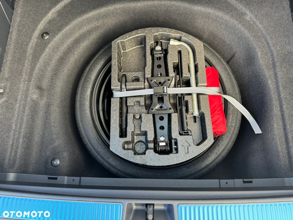 Volkswagen Passat 2.0 TDI SCR Elegance DSG - 28