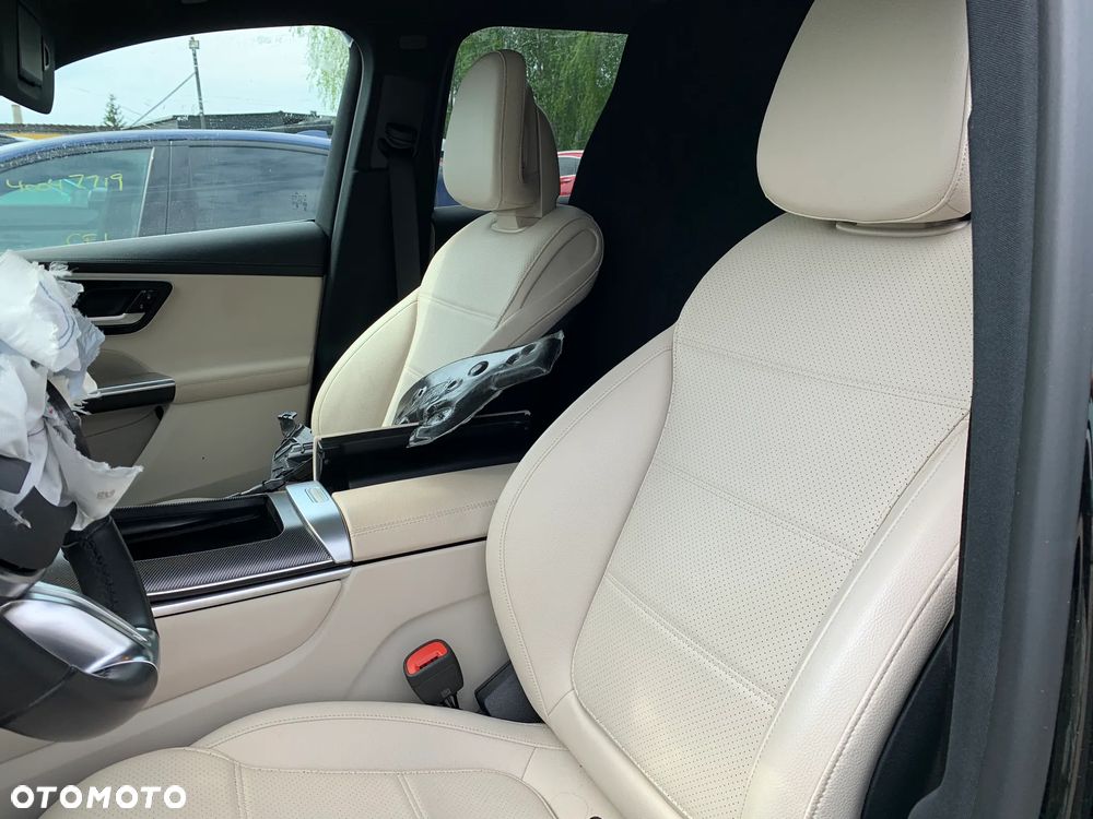 Mercedes-Benz GLC 300 4Matic 9G-TRONIC - 16