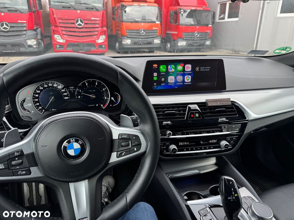 BMW Seria 5 530d xDrive Sport Line - 17