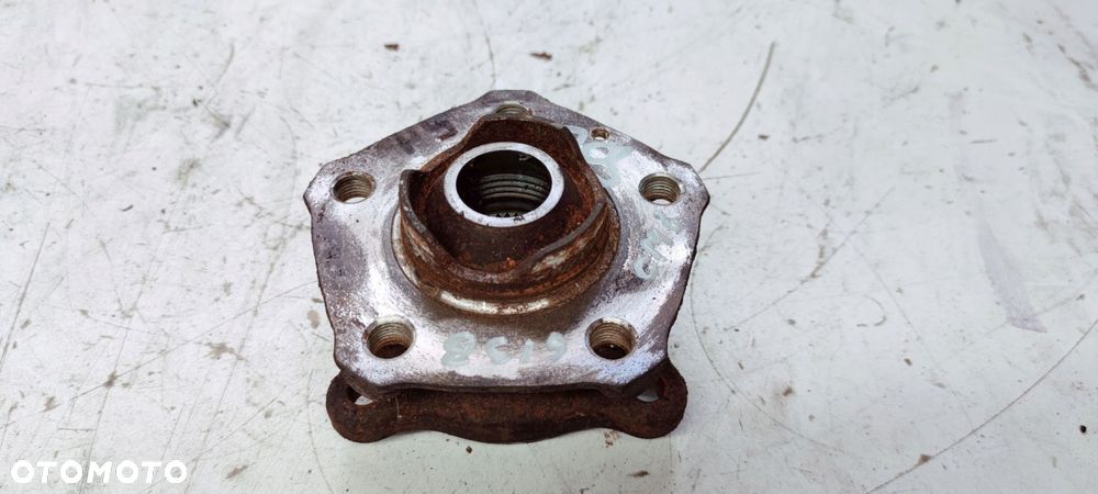 PIASTA ŁOŻYSKO PRZÓD AUDI A4 A5 A6 A7 8W0407613B - 2