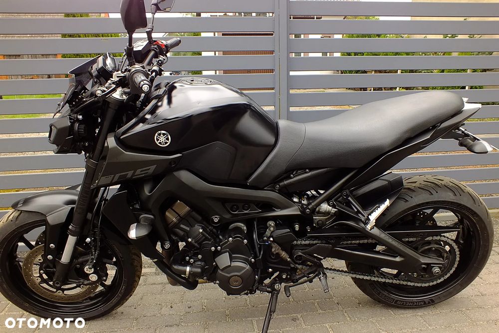 Yamaha MT - 2