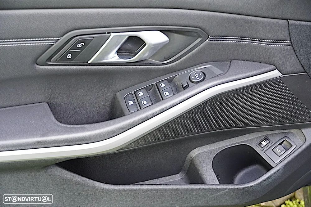 BMW 320 e Corporate Edition Auto - 15