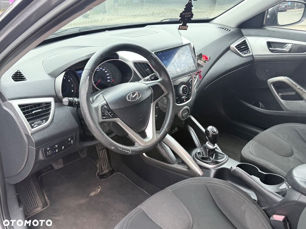 Hyundai Veloster 1.6 blue Style - 22