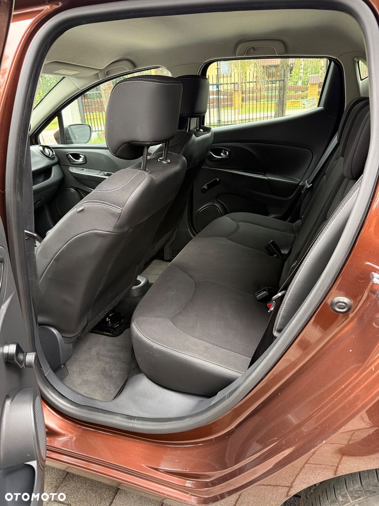 Renault Clio 1.2 16V 75 Experience - 14