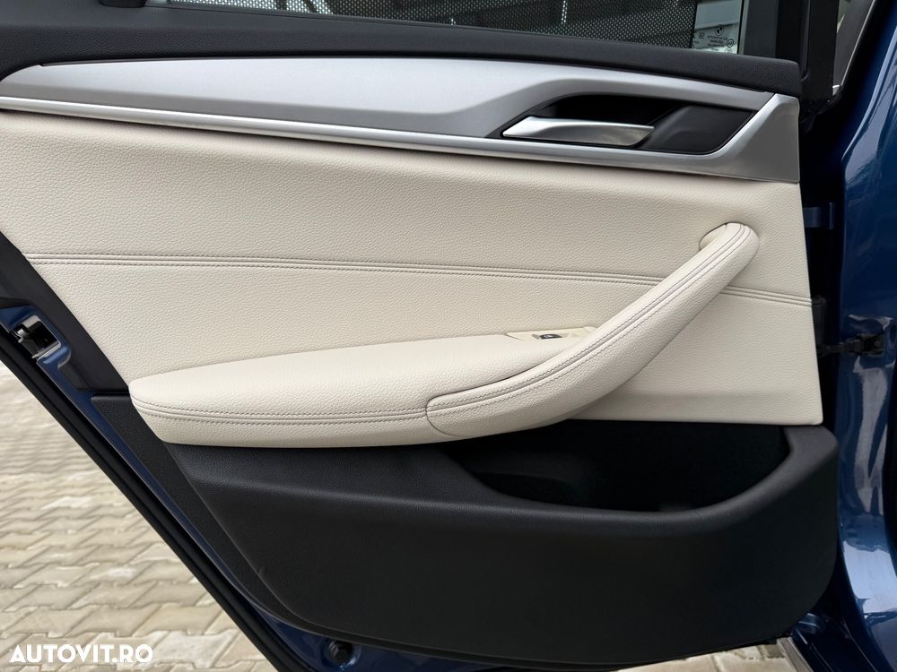 BMW Seria 5 530d xDrive Aut. Luxury Line - 15