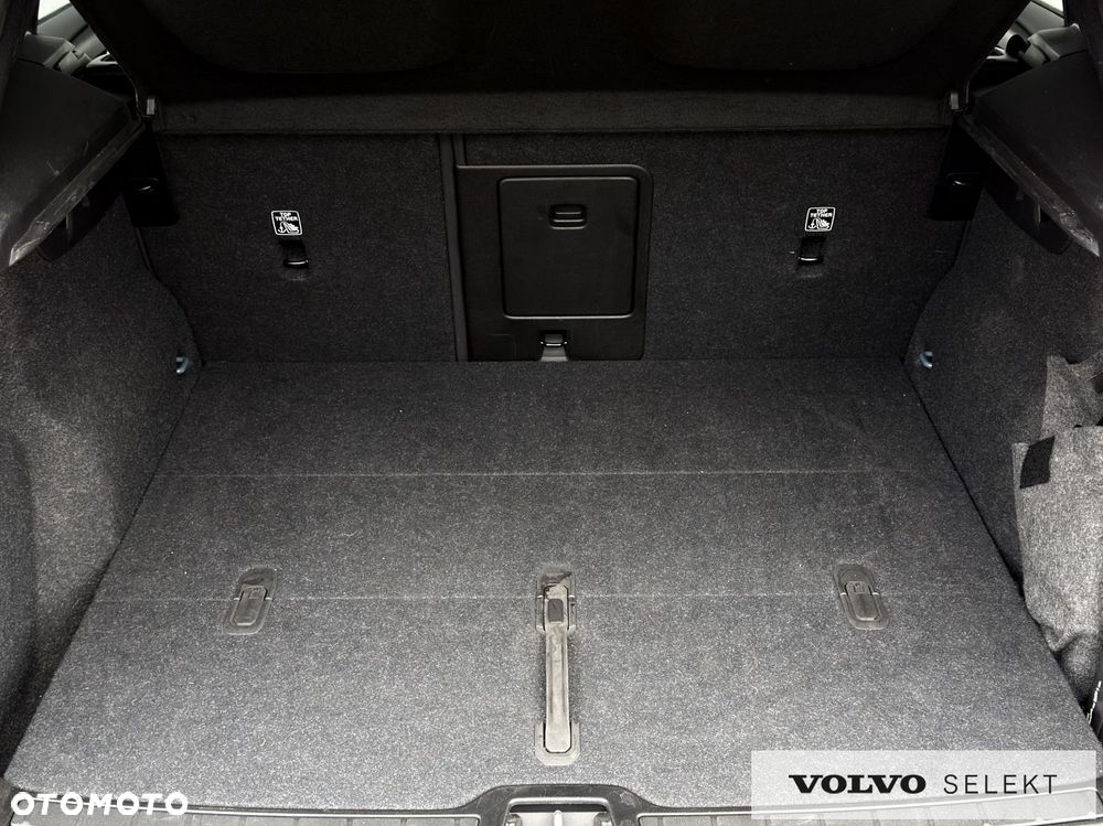 Volvo XC 40 - 11