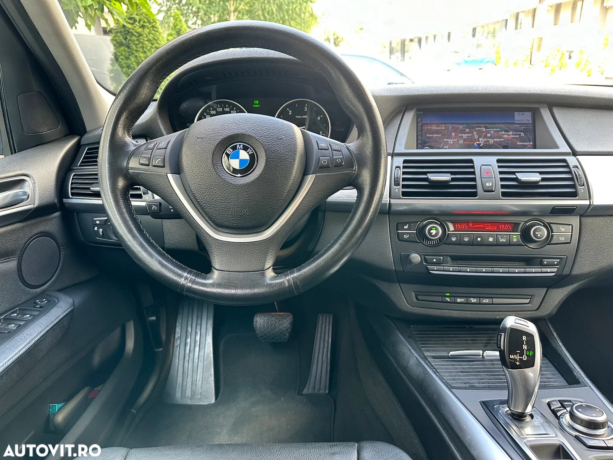 BMW X5 xDrive40d - 9
