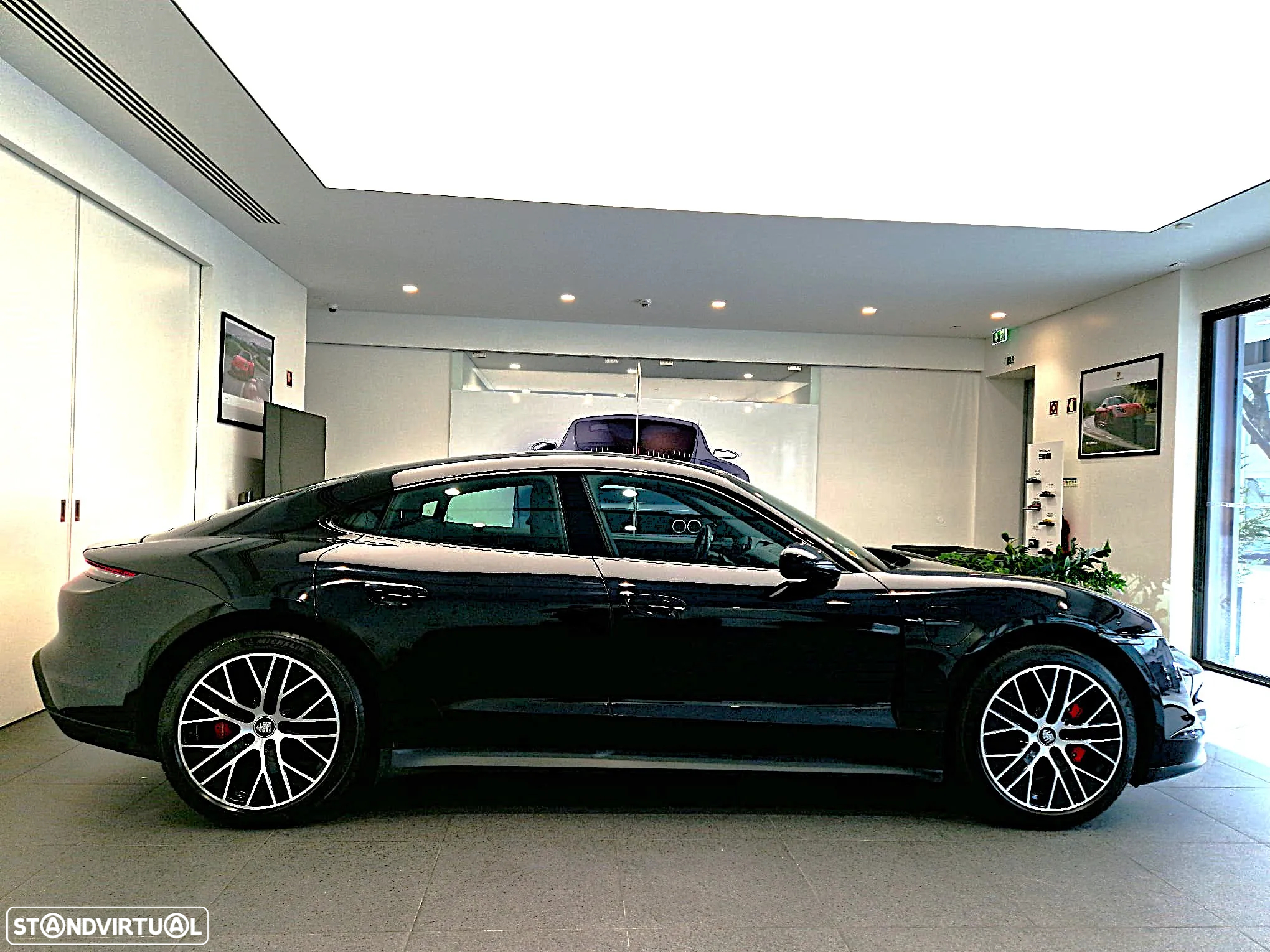 Porsche Taycan 4S - 8