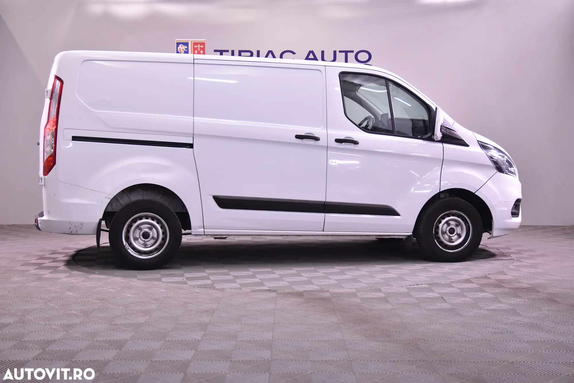 Ford Transit Custom - 6