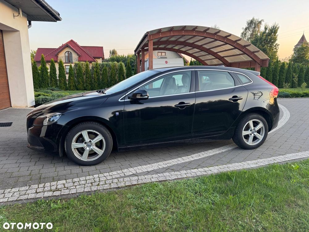 Volvo V40 D2 Drive-E Ocean Race - 4