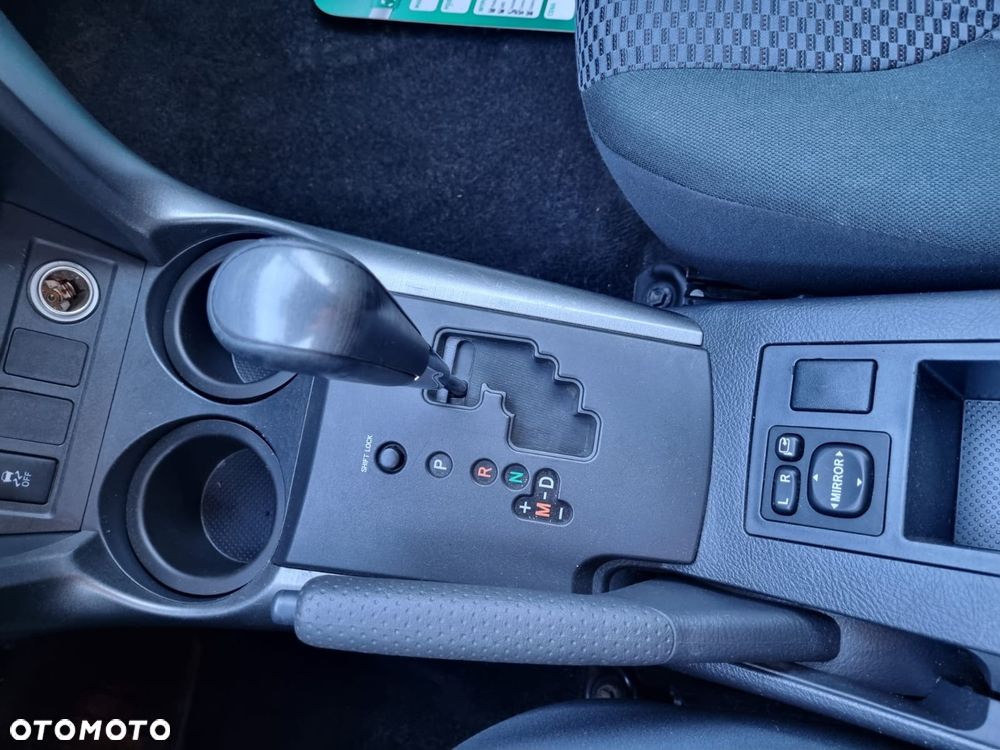 Toyota RAV4 2.2 D-4D 4x4 Automatik Edition S - 14