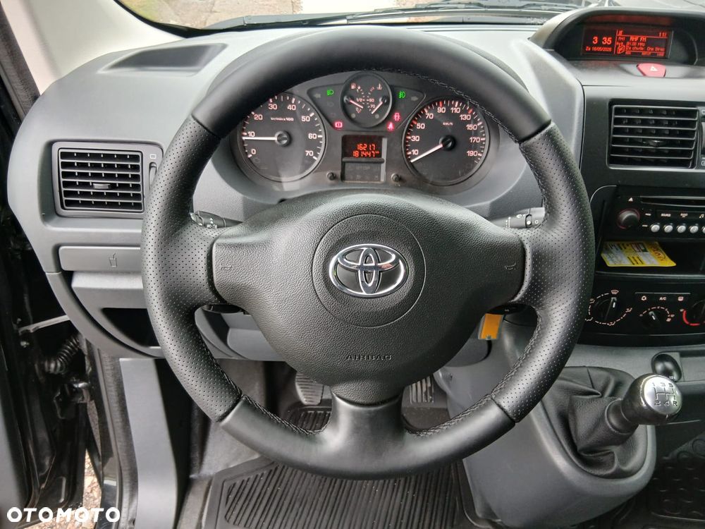 Toyota PROACY - 22