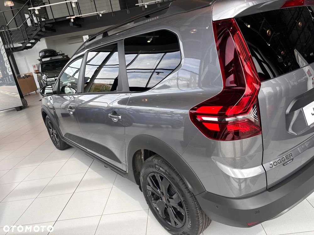 Dacia Jogger 1.6 Full Hybrid 140 Extreme MMT - 6