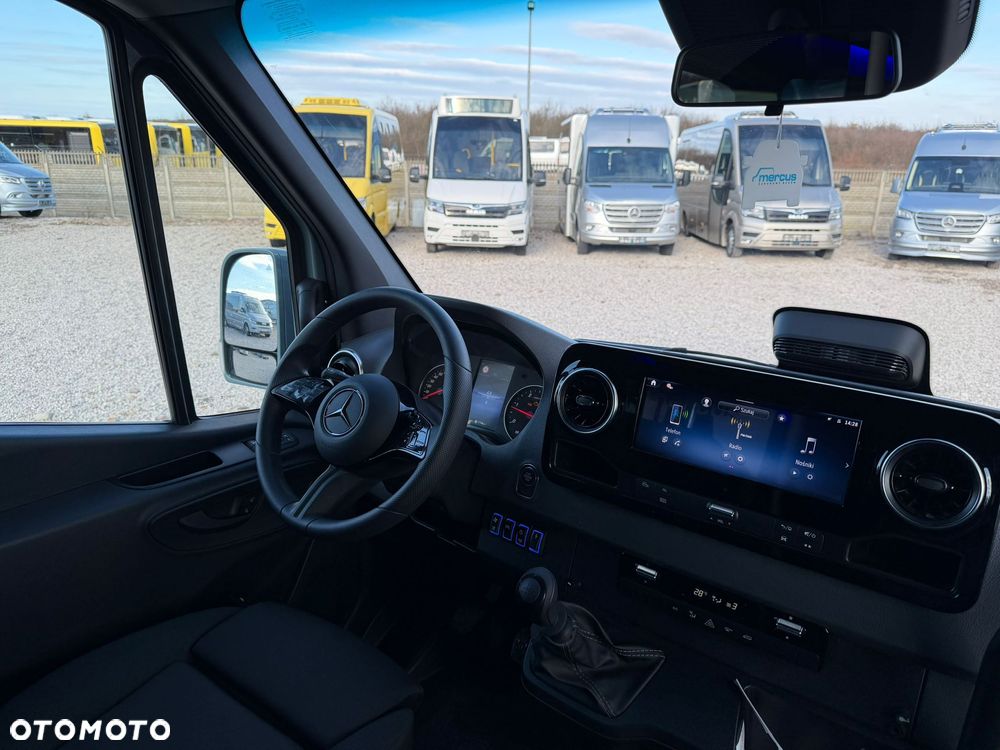 Mercedes-Benz Sprinter 519 - 16
