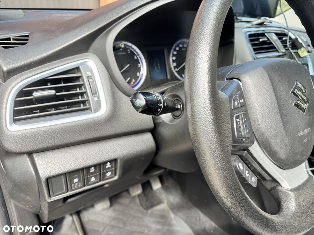 Suzuki SX4 - 10