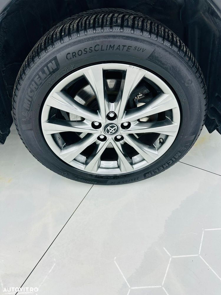 Toyota RAV4 2.5 VVT-i 4x2 Executive - 9