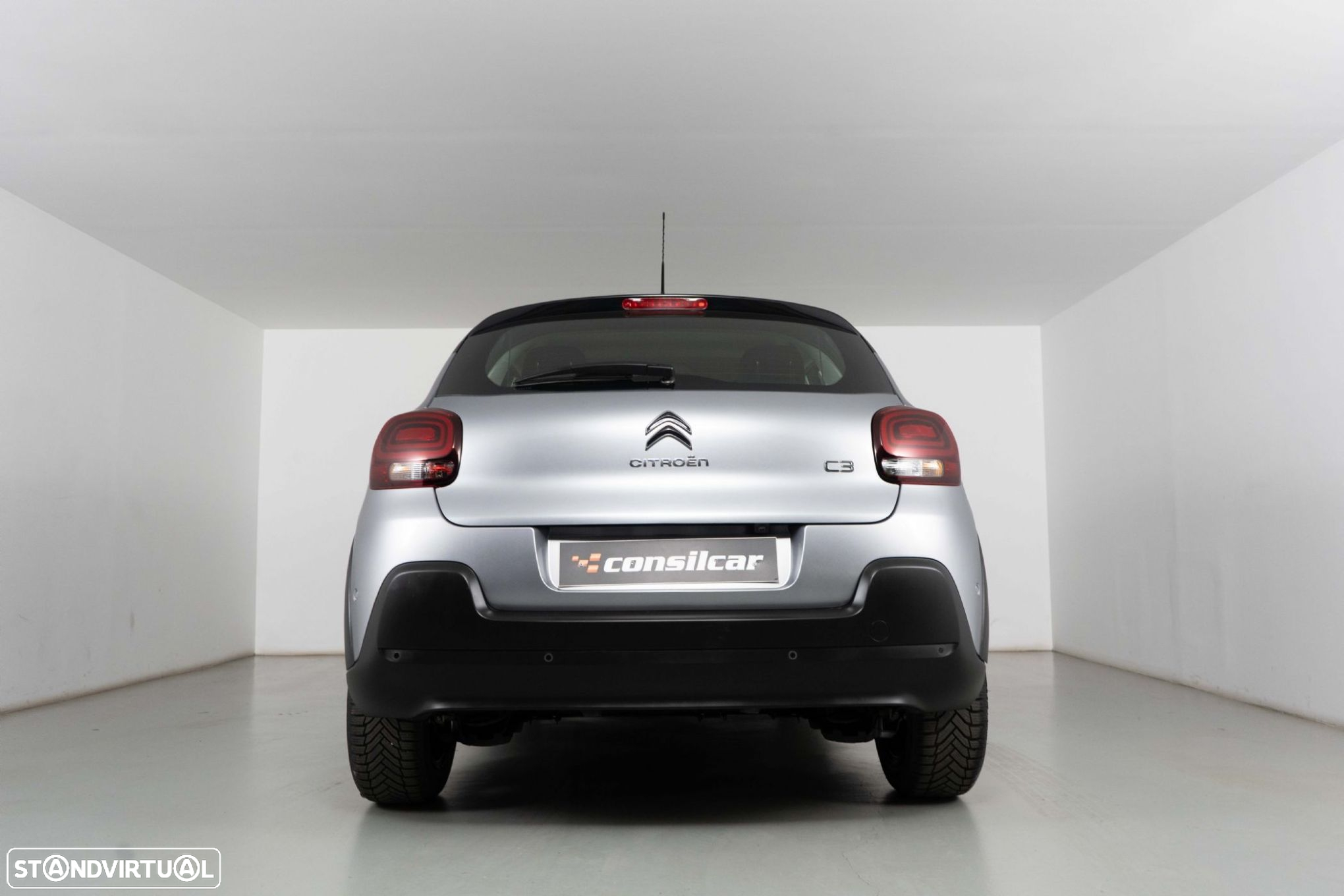 Citroën C3 1.2 PureTech Shine - 4