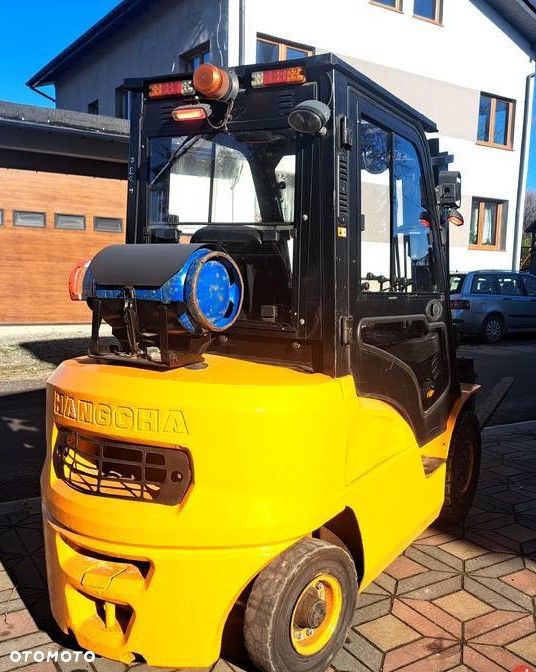 Komatsu FG 25HT - 8