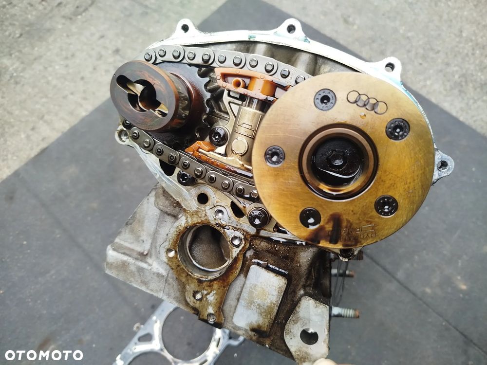 AUDI A4 B6 2.0 FSI AWA głowica silnika wariator - 7