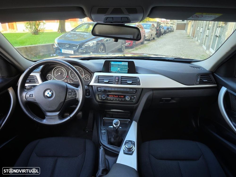 BMW 318 d Touring - 5