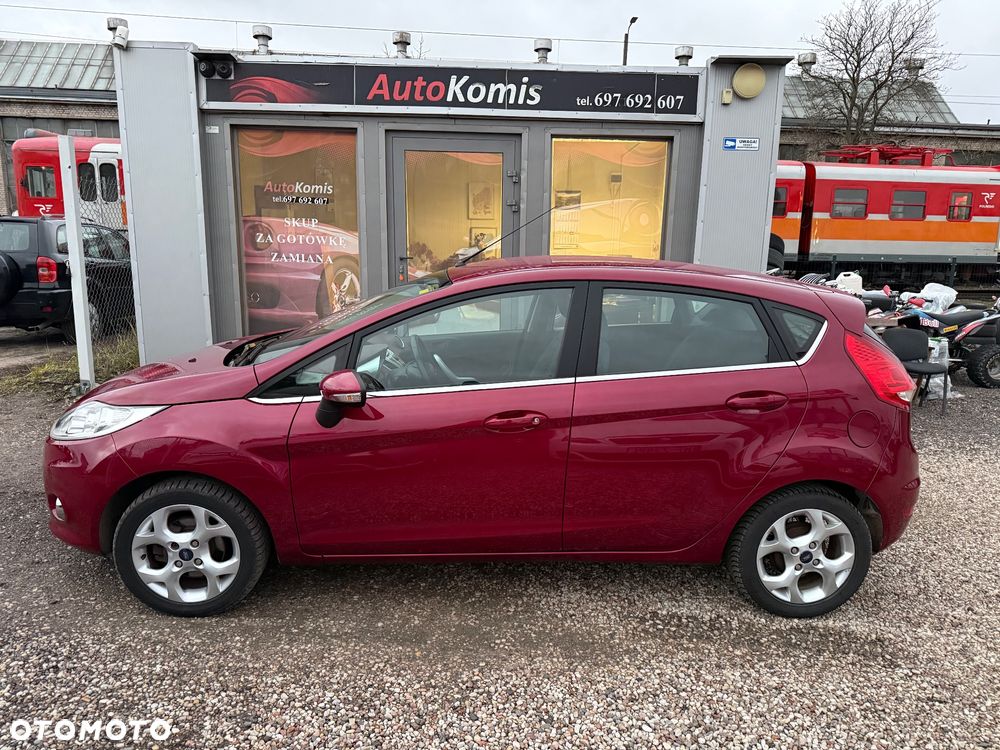Ford Fiesta 1.25 Titanium - 10