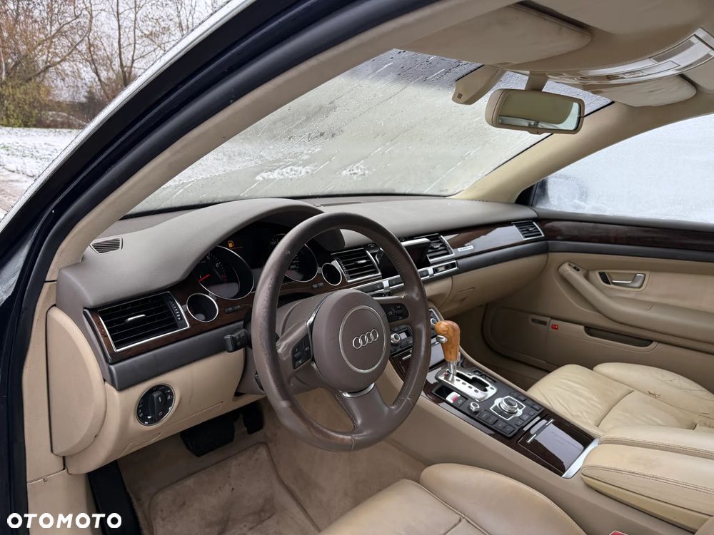 Audi A8 - 9