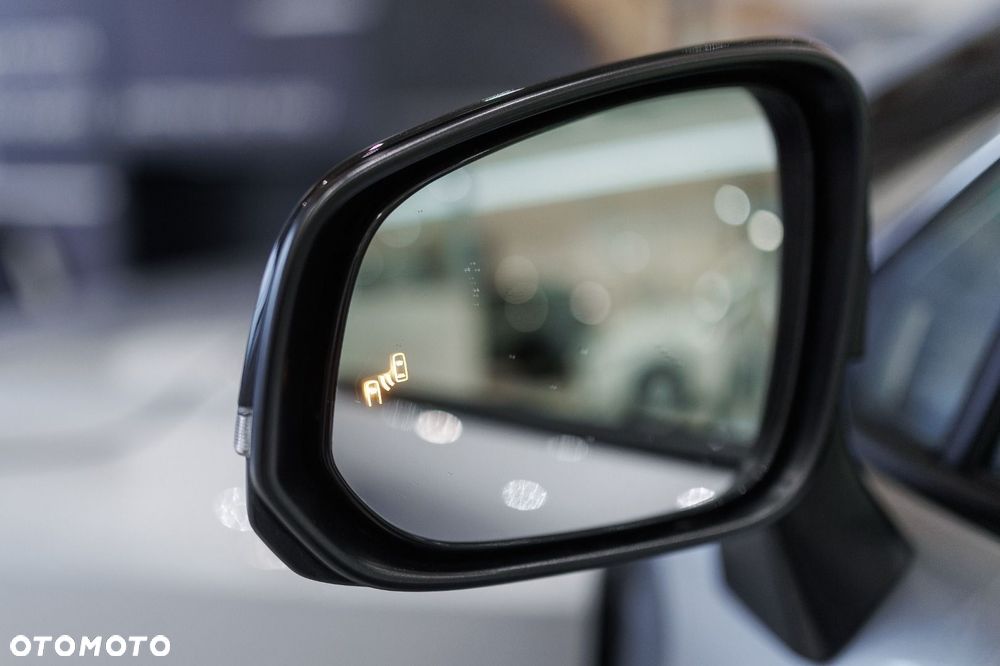 Toyota Corolla Cross - 34