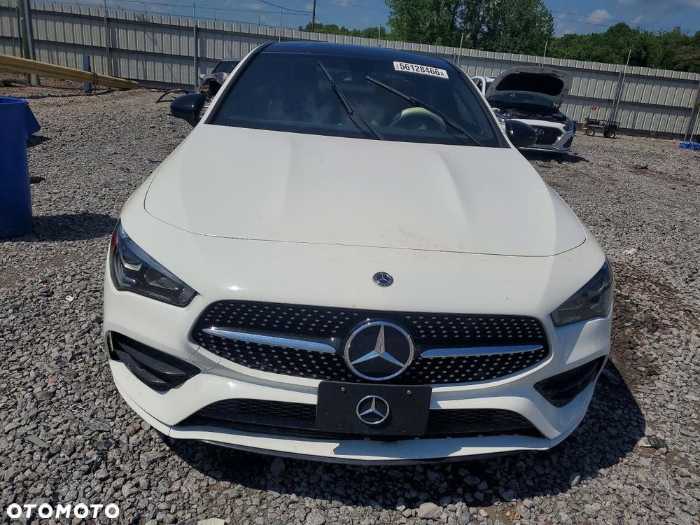 Mercedes-Benz CLA 250 4-Matic AMG Line 7G-DCT - 5