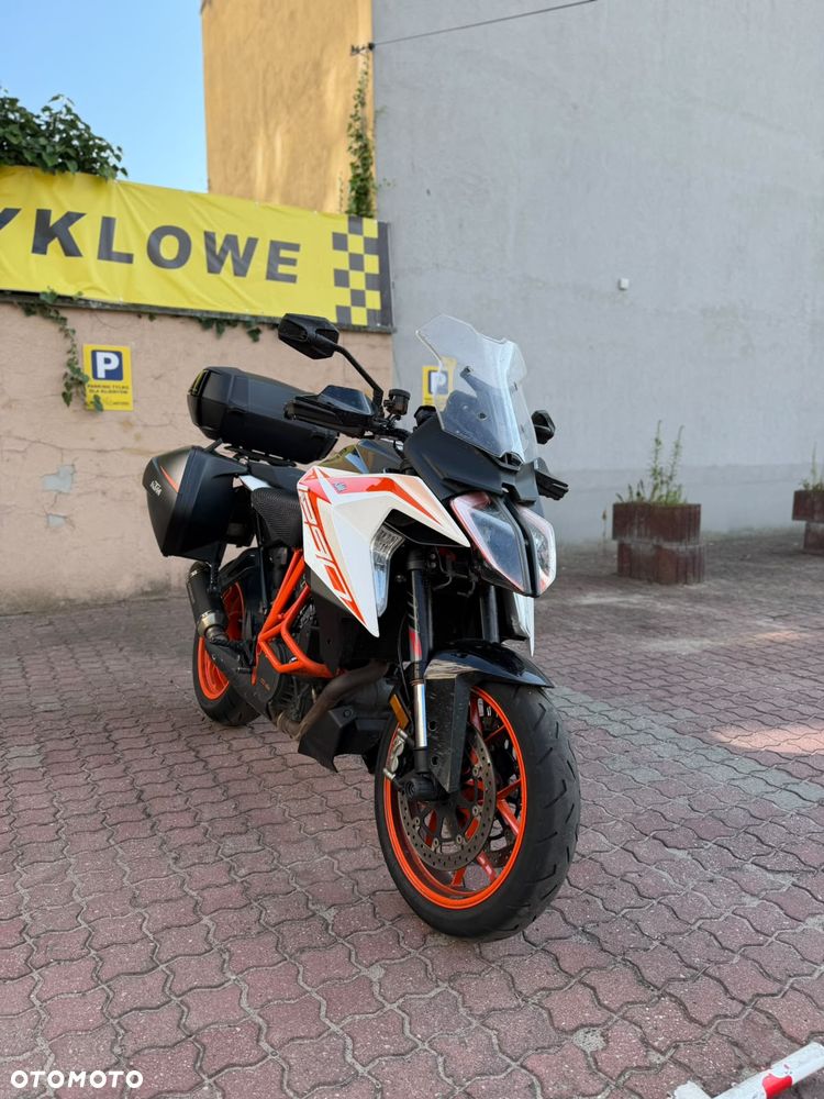 KTM Super Duke - 1