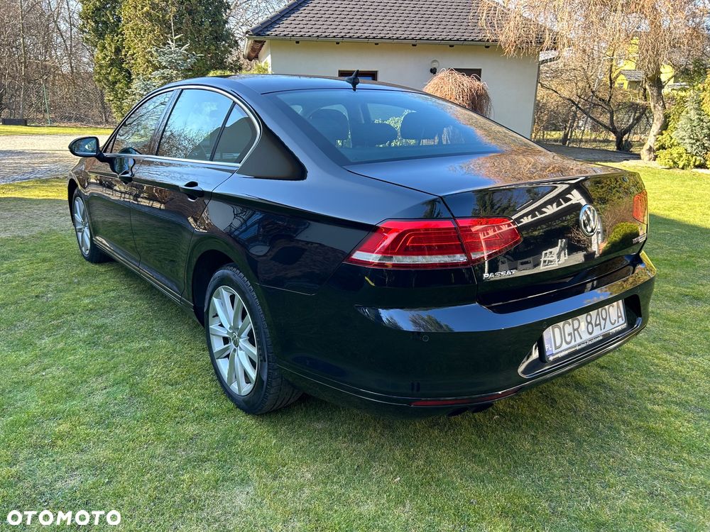 Volkswagen Passat - 3