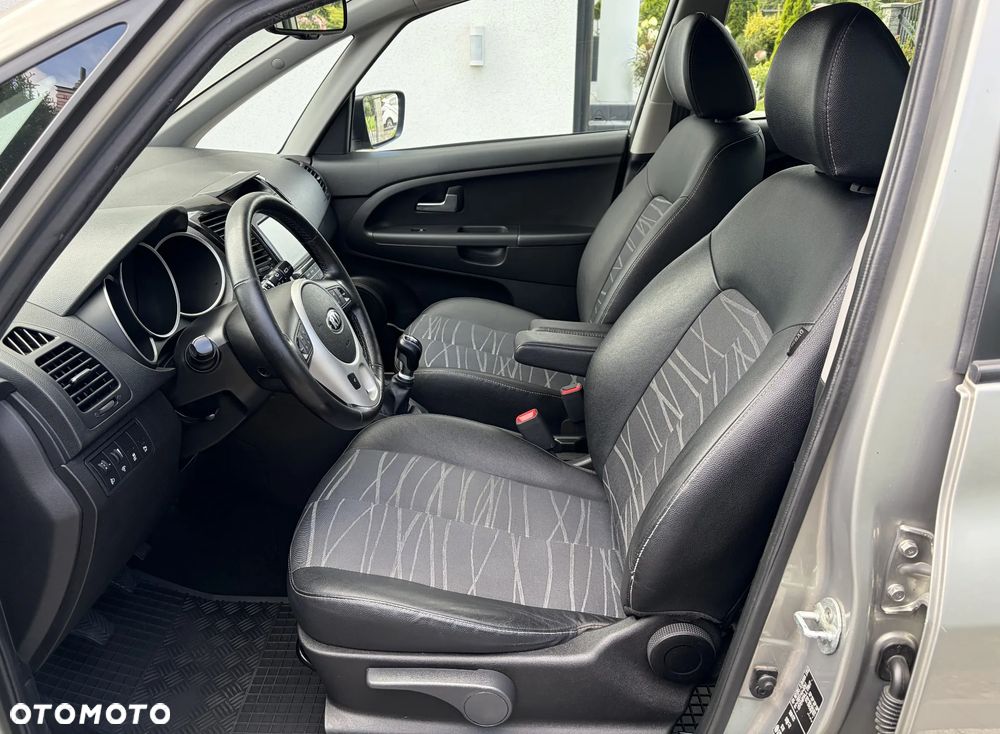 Kia Venga 1.4 Business Line - 6