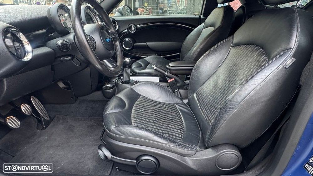 MINI 3 Portas Cooper SD - 9
