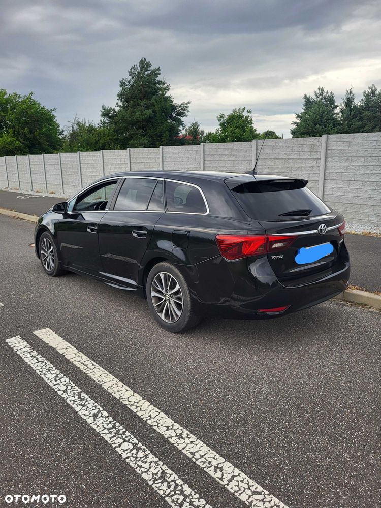 Toyota Avensis - 3