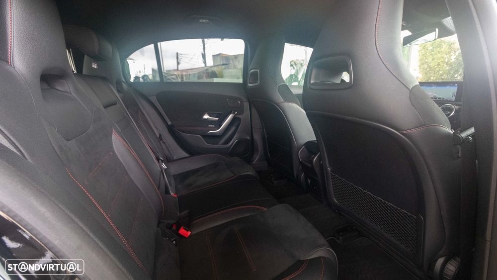 Mercedes-Benz A 250 e AMG Line - 9