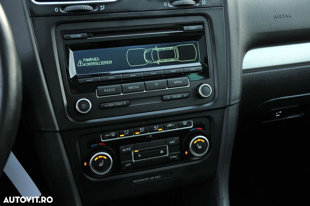 Volkswagen Golf 2.0 TDI DPF DSG Style - 16