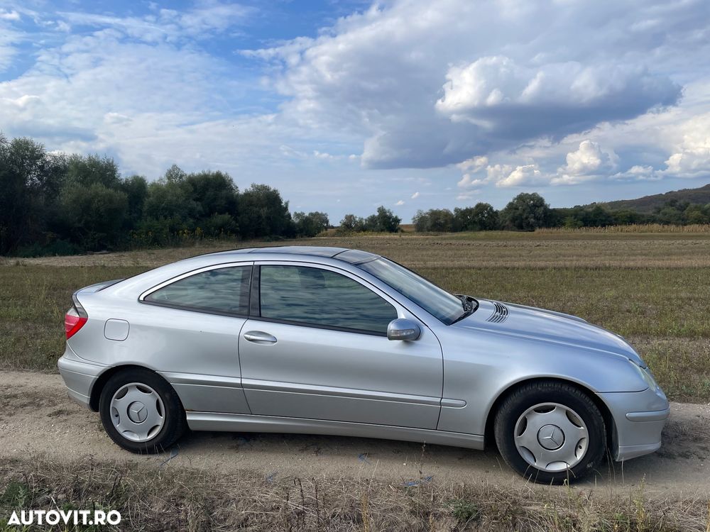 Mercedes-Benz C 180 Sportcoupe - 10