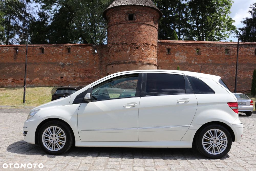 Mercedes-Benz Klasa B 200 CDI Special Edition - 3