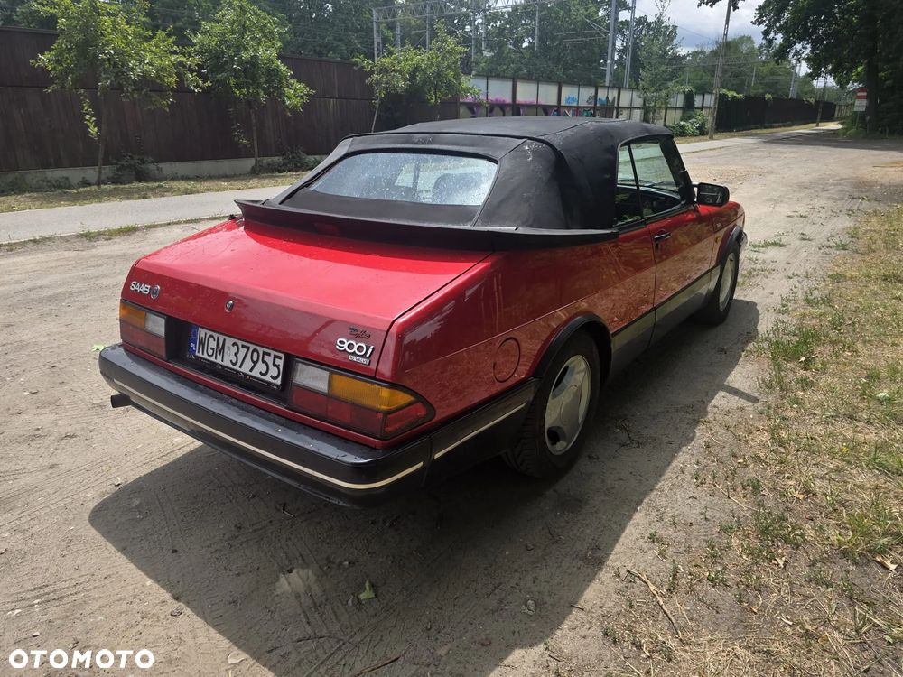 Saab 900 - 3