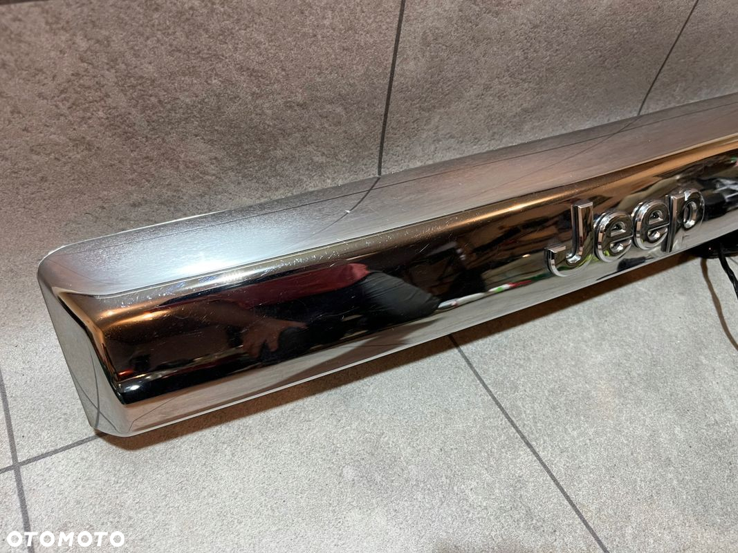 JEEP COMMANDER XK BLENDA KLAPA TYŁ ORYGINAŁ - 9