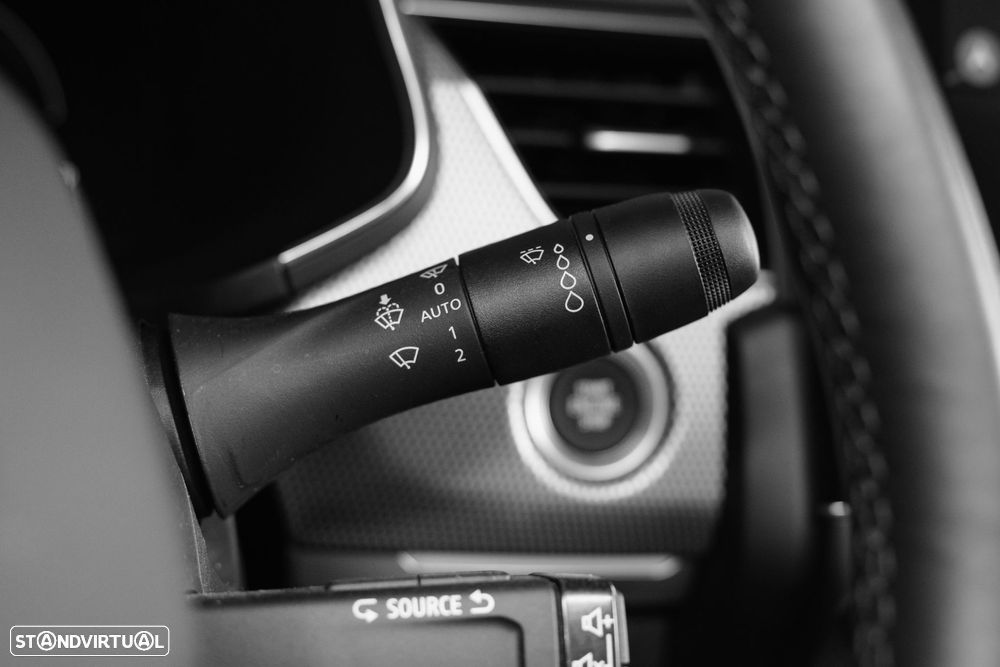 Renault Arkana 1.6 E-Tech Full Hybrid Techno - 12