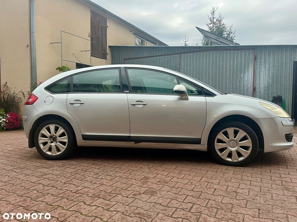 Citroën C4 1.6 16V Magic - 13