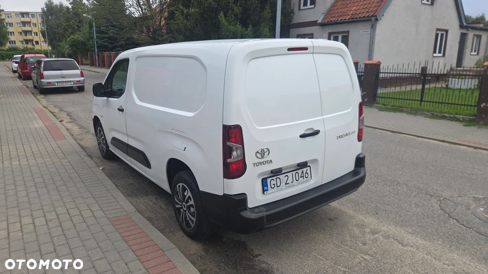 Toyota Proace City - 8