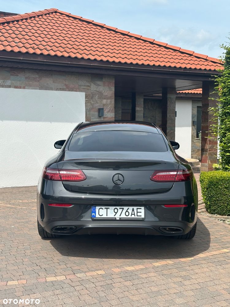 Mercedes-Benz Klasa E 300 9G-TRONIC - 3