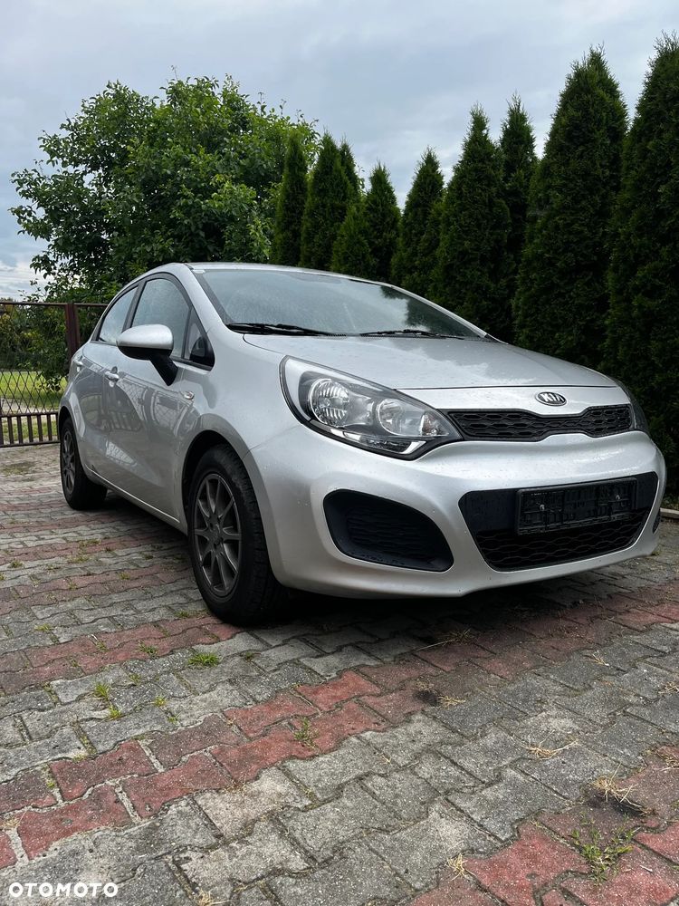 Kia Rio 1.2 Attract - 1