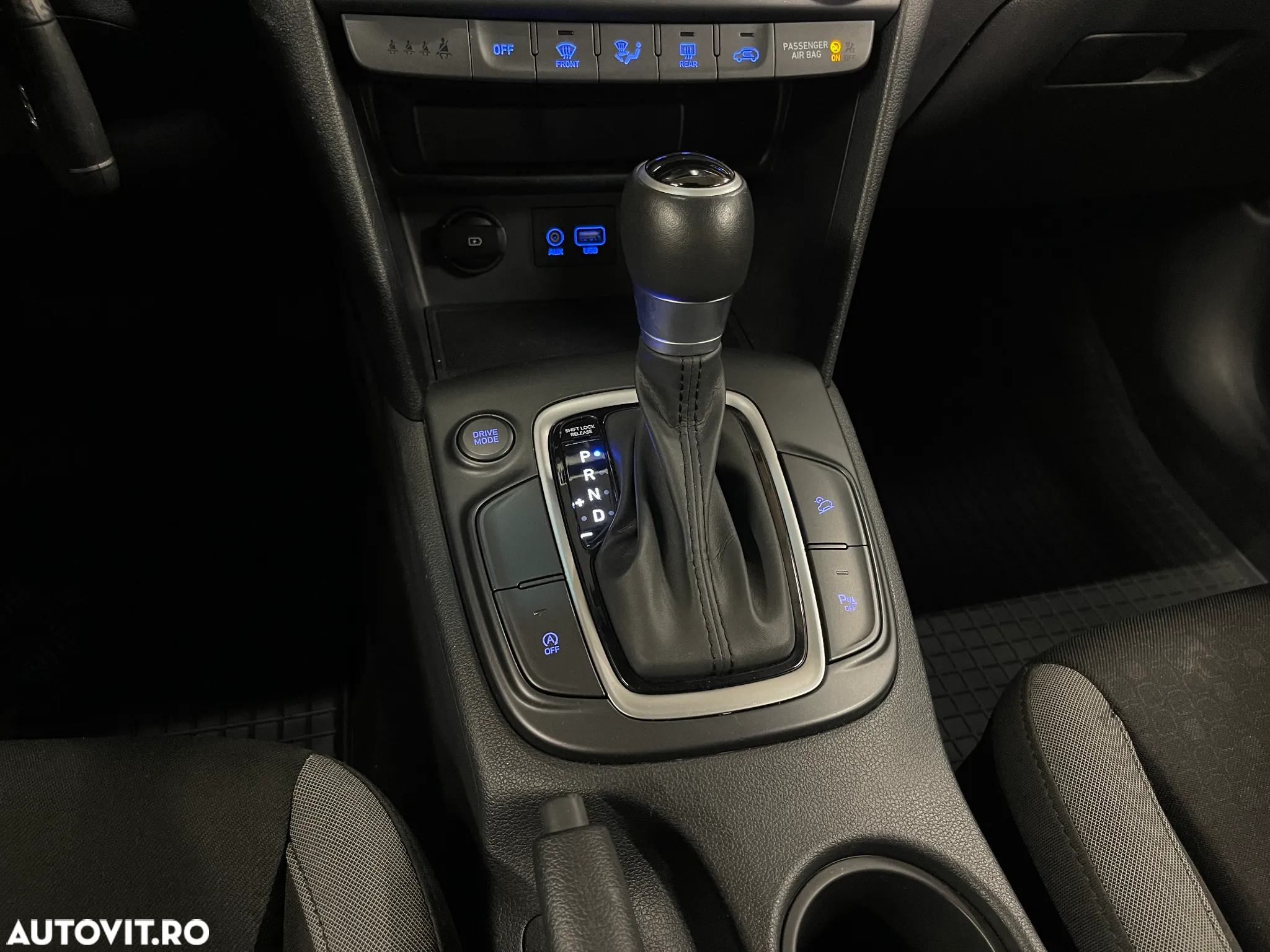 Hyundai KONA 1.6 CRDi DCT Premium - 17