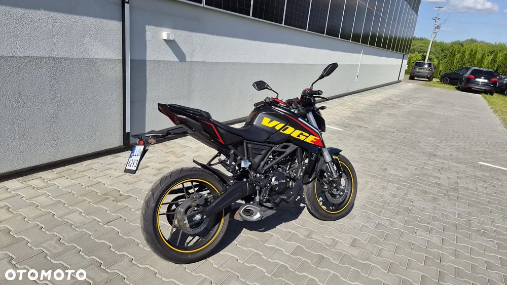 VOGE R125 - 6