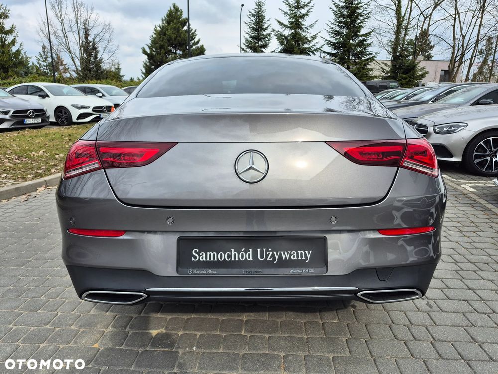 Mercedes-Benz CLA 180 7G-DCT - 12