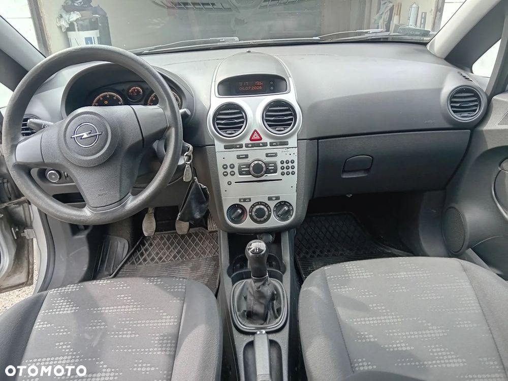 Opel Corsa 1.2 16V Enjoy - 6